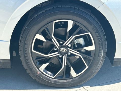 Used 2024 Hyundai Sonata SEL image 11