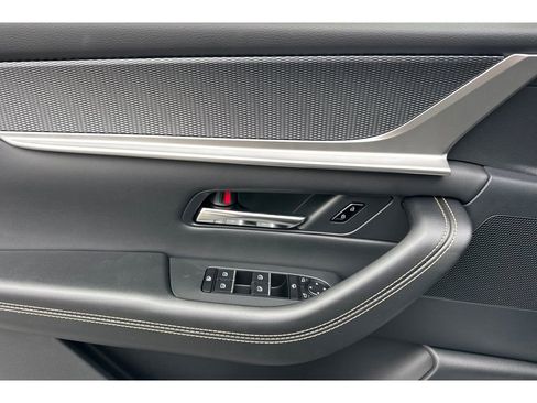 Used 2025 MAZDA CX-70 3.3 Turbo w/ Premium Plus Pkg image 10