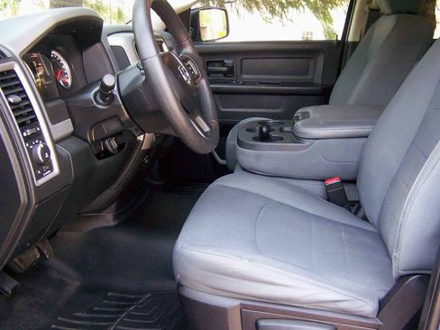Used 2015 RAM 1500 Express AWD/4WD image 8