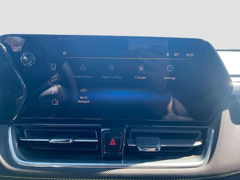 Used 2025 Chevrolet TrailBlazer ACTIV w/ Convenience Package FWD image 14
