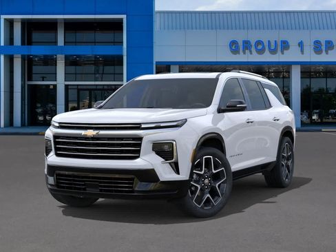 New 2026 Chevrolet Traverse High Country w/ LPO, Floor Liner Package FWD image 6