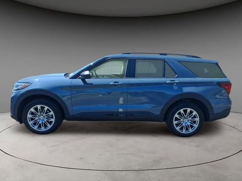New 2026 Ford Explorer Active w/ Active Comfort Package AWD/4WD image 2