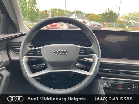 Certified 2025 Audi Q5 Premium w/ Convenience Package AWD/4WD image 32