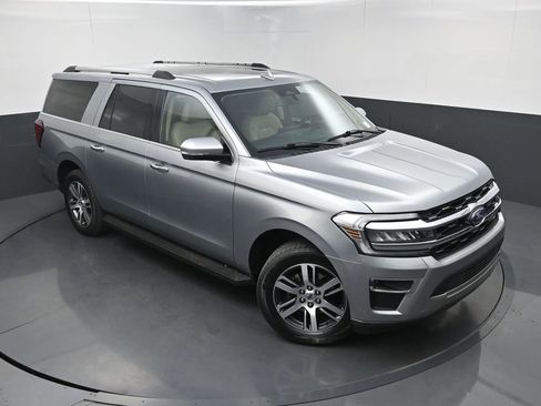 Used 2024 Ford Expedition Max Limited image 35