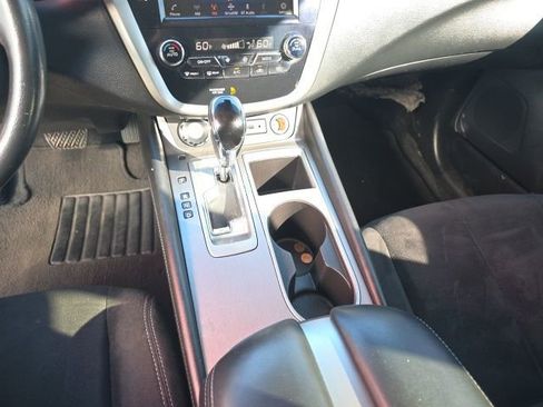Used 2020 Nissan Murano SV image 18