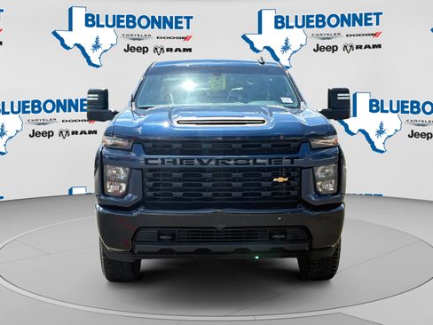 Used 2022 Chevrolet Silverado 2500 Custom w/ Custom Value Package RWD image 2