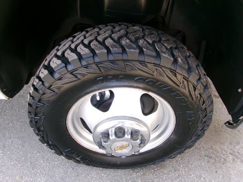 Used 2008 Chevrolet Silverado 3500 W/T w/ Snow Plow Prep Package image 9