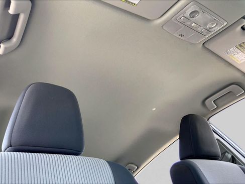 Used 2015 Toyota RAV4 LE FWD image 14