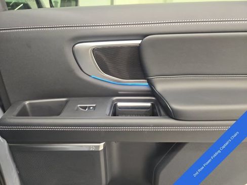 New 2026 Ford Expedition Platinum w/ Stealth Appearance Package AWD/4WD image 17