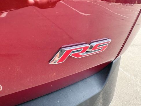 Used 2023 Chevrolet Traverse RS FWD image 29