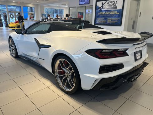 New 2025 Chevrolet Corvette Z06 w/ Battery Protection Package image 8
