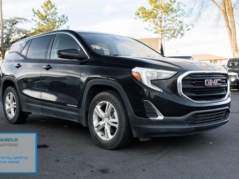 Used 2018 GMC Terrain SLE image 1