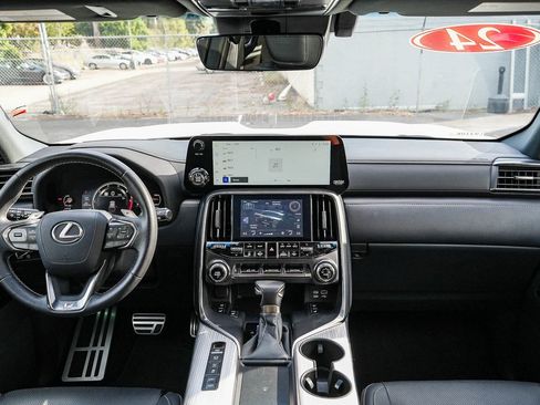 Used 2024 Lexus LX 600 F Sport AWD/4WD image 13
