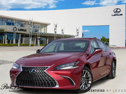 Used 2025 Lexus ES 300h w/ Luxury Package