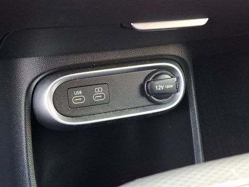 Certified 2023 Genesis GV60 Advanced AWD/4WD image 19