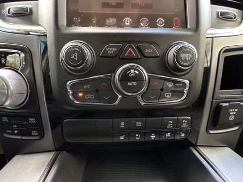 Used 2017 RAM 1500 Sport w/ Quick Order Package 26Q Night AWD/4WD image 37