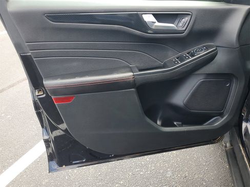 Used 2023 Ford Escape ST-Line image 8