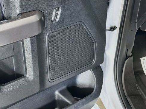 Used 2020 Ford F150 XLT w/ Equipment Group 302A Luxury AWD/4WD image 19