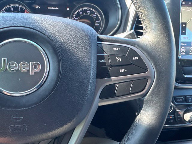 Used 2019 Jeep Cherokee Limited AWD/4WD image 25