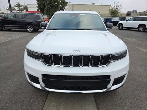 New 2025 Jeep Grand Cherokee L Limited w/ Trailer Tow Package image 2