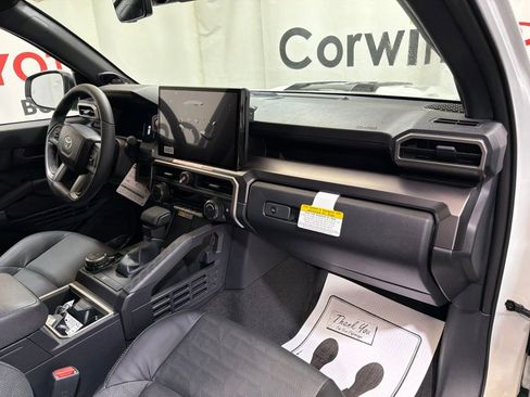 New 2026 Toyota 4Runner TRD Sport Premium AWD/4WD image 13