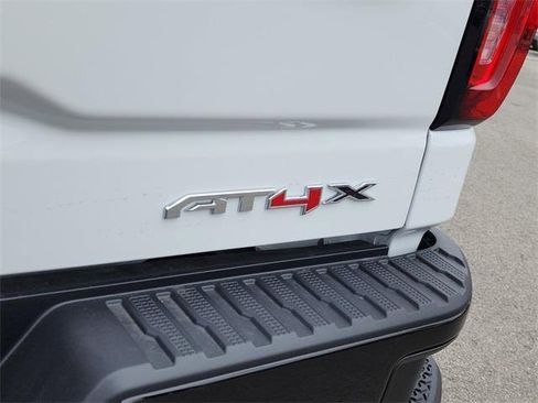 New 2026 GMC Sierra 1500 AT4X image 5