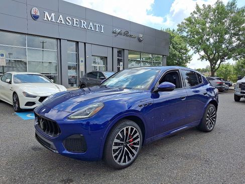 Used 2025 Maserati Grecale Modena AWD/4WD image 1
