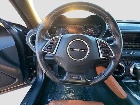 Used 2017 Chevrolet Camaro LT image 7