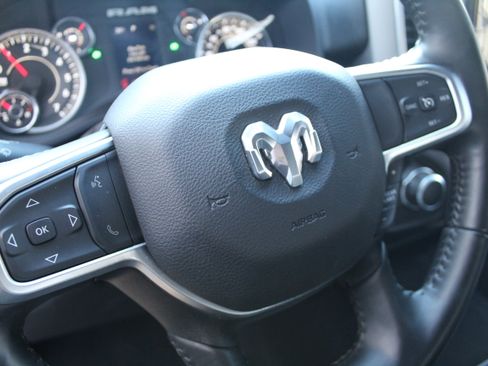 Used 2024 RAM 2500 Big Horn w/ Sport Appearance Package image 6