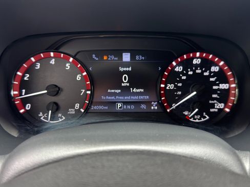 Used 2024 Nissan Frontier PRO-4X w/ Pro Convenience Package AWD/4WD image 18