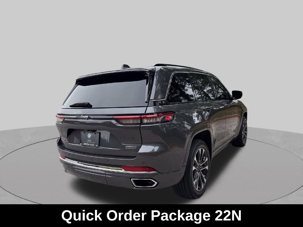 Used 2022 Jeep Grand Cherokee Overland AWD/4WD image 6