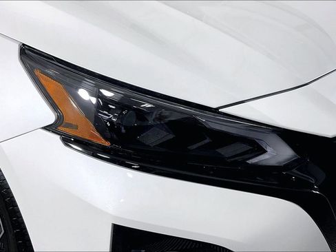 New 2026 Nissan Altima 2.5 SR AWD/4WD image 33