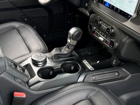 New 2025 Ford Bronco Big Bend image 9