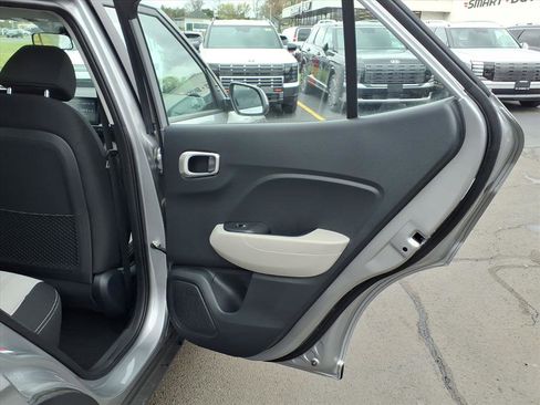 Certified 2024 Hyundai Venue SEL FWD image 11