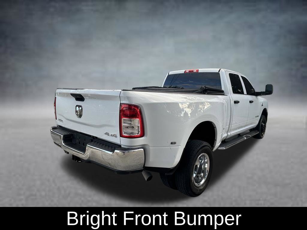 Used 2022 RAM 3500 Tradesman w/ Chrome Appearance Group AWD/4WD image 7