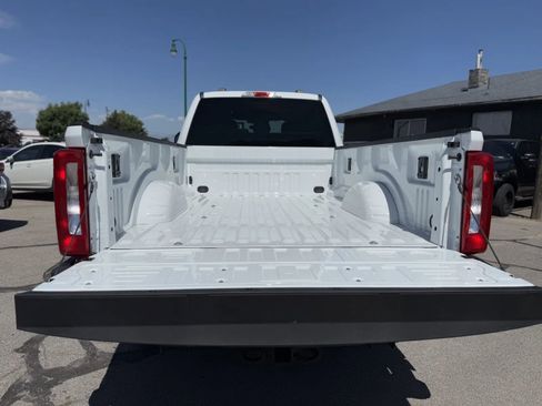 Used 2024 Ford F350 XLT w/ FX4 Off-Road Package image 16