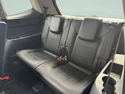 Certified 2023 Volkswagen Atlas SE image 24