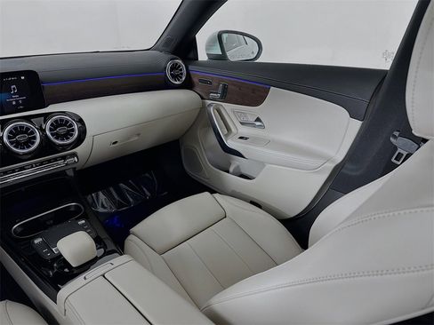 Certified 2023 Mercedes-Benz CLA 250 image 23