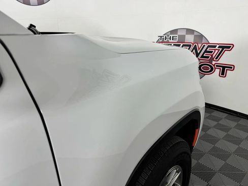 Used 2024 Jeep Wagoneer L 4WD w/ HD Trailer Tow Package image 32