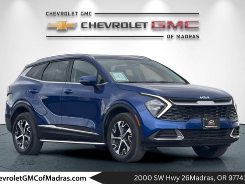 Used 2023 Kia Sportage EX AWD/4WD image 1