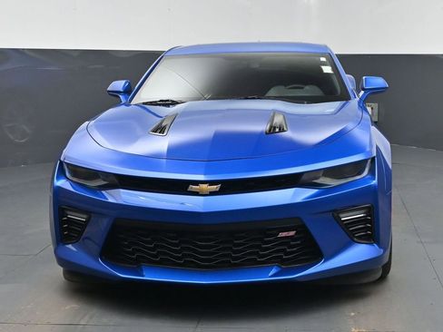 Used 2018 Chevrolet Camaro SS image 6