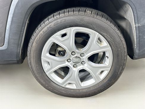 Used 2016 Jeep Renegade Limited FWD image 11