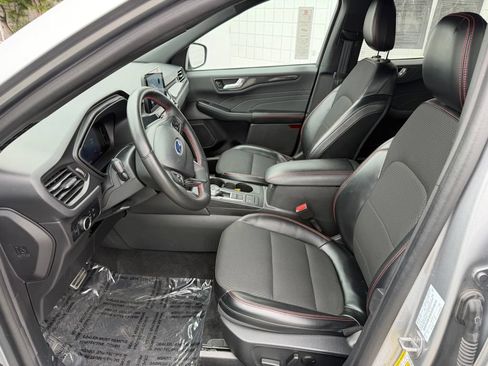 Used 2024 Ford Escape ST-Line FWD image 15