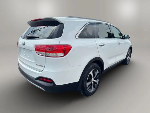 Used 2016 Kia Sorento EX FWD image 9