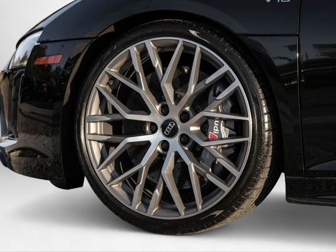 Used 2018 Audi R8 V10 plus image 54