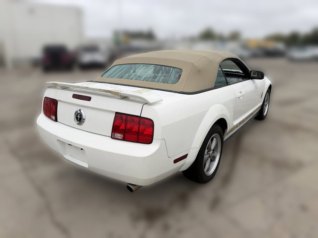 Used 2006 Ford Mustang Convertible RWD image 5