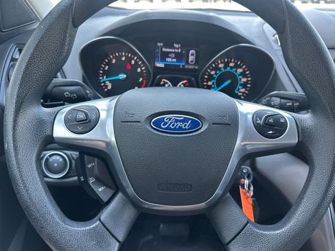 Used 2016 Ford Escape SE w/ Equipment Group 201A FWD image 24