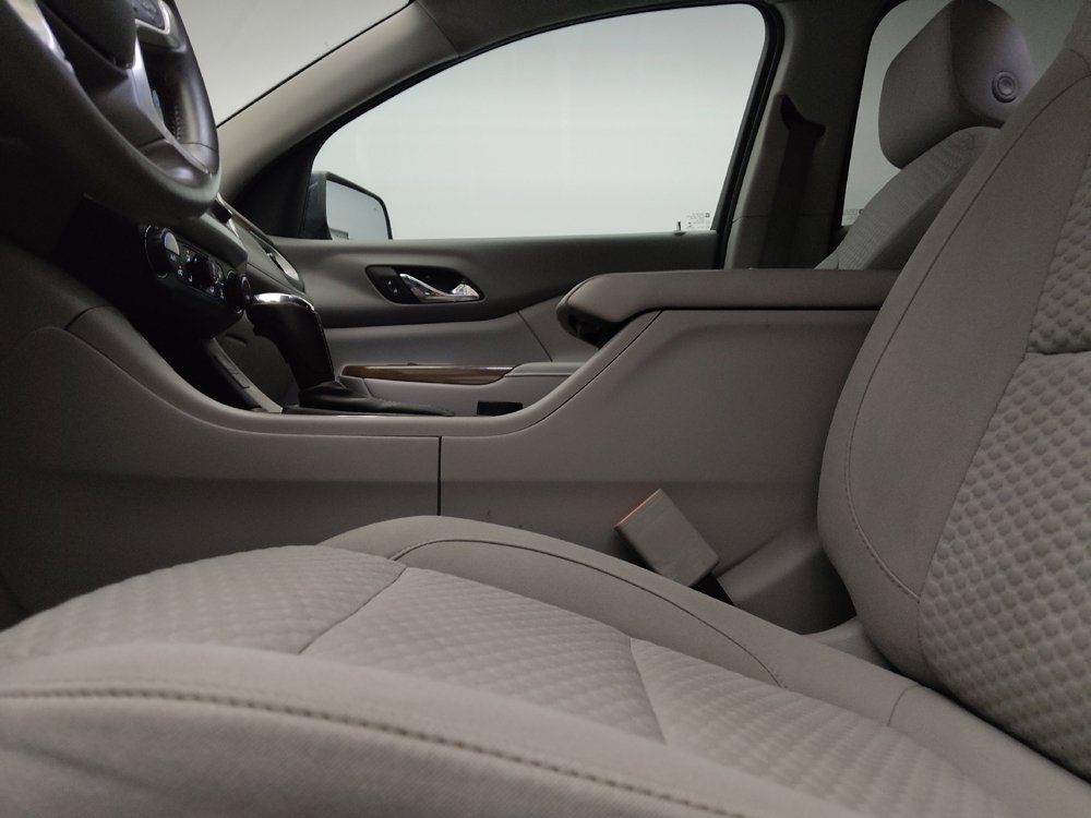 Used 2018 GMC Acadia SLE w/ Driver Alert Package I FWD image 17