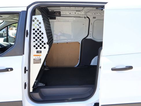 Used 2020 Ford Transit Connect XL FWD image 14