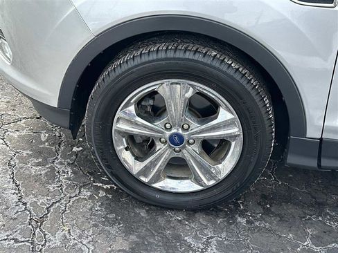 Used 2016 Ford Escape SE image 6
